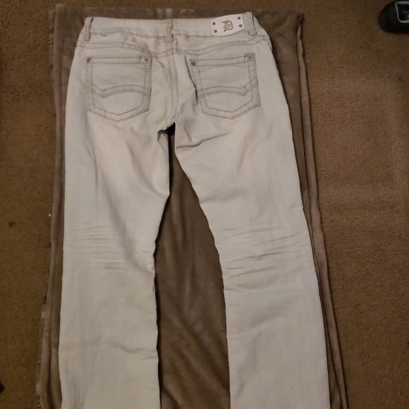 Ripped skinny jeans - Picture 2 of 3